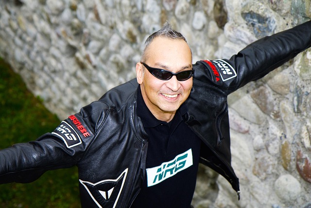 Imitace kůže vypadá stylově. 